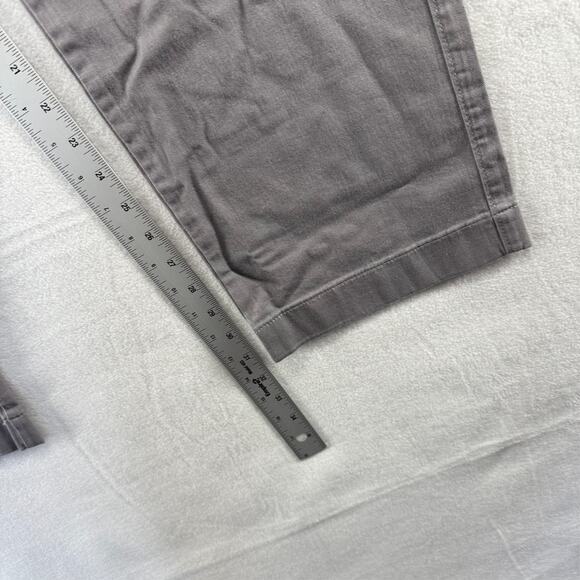 J Crew Pants Men's 36x32 Gray Straight Fit Chino Khaki Pockets Preppy Office NEW - Picture 4 of 9